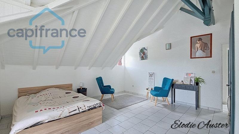 Villa - 226 m² - 8 pièces