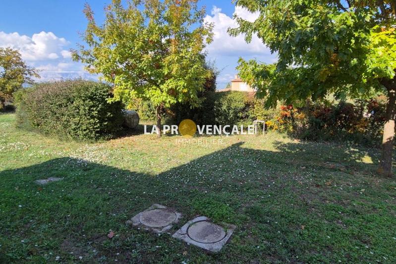 Villa - 184 m² - 6 pièces