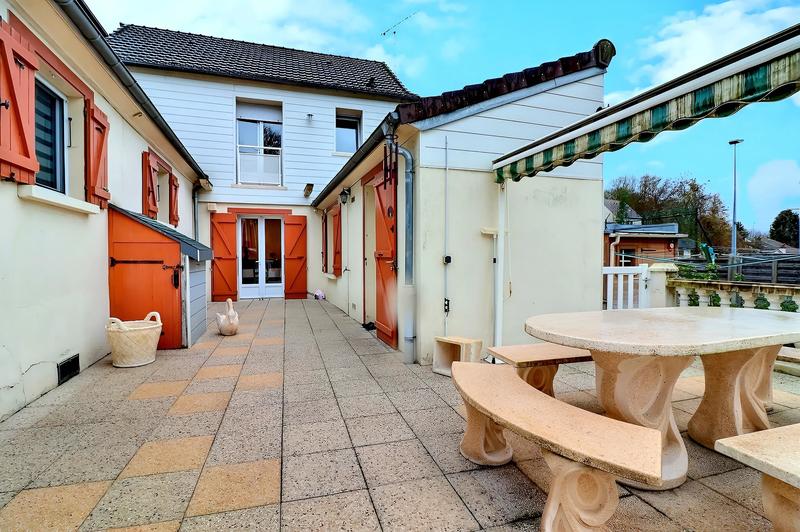 Maison - 150 m² - 6 pièces