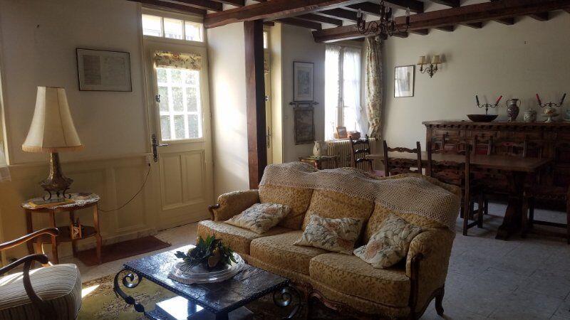 Maison de village - 260 m² - 7 pièces