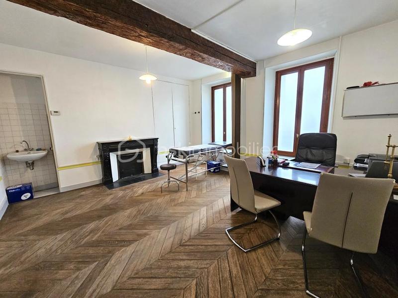 Maison bourgeoise - 227 m² - 9 pièces