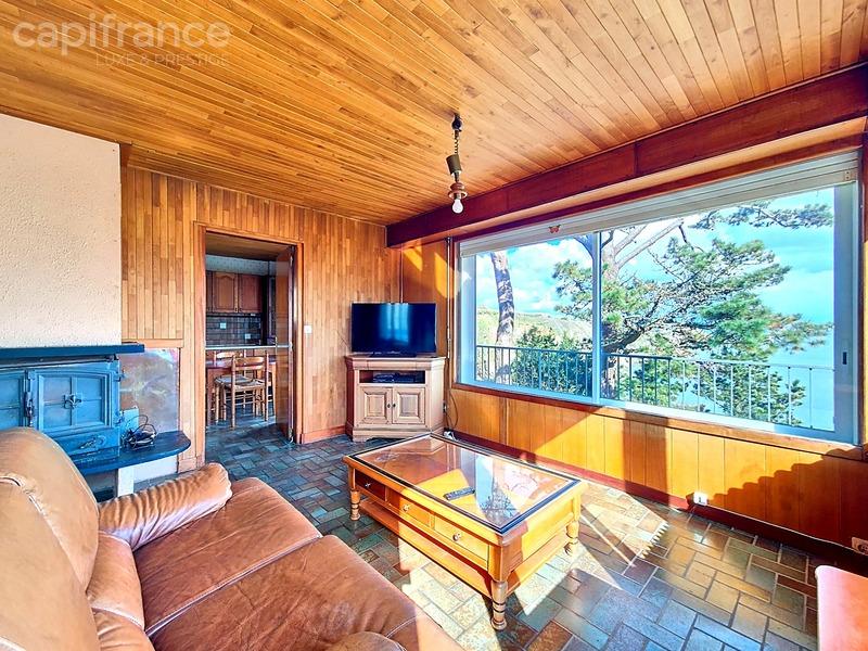 Propriété - 184 m² - 8 pièces