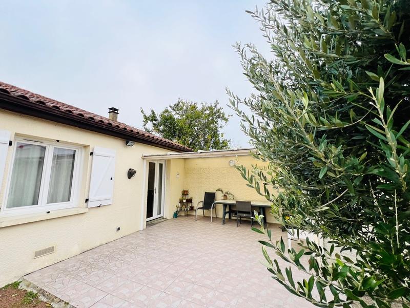 Maison - 90 m² - 4 pièces