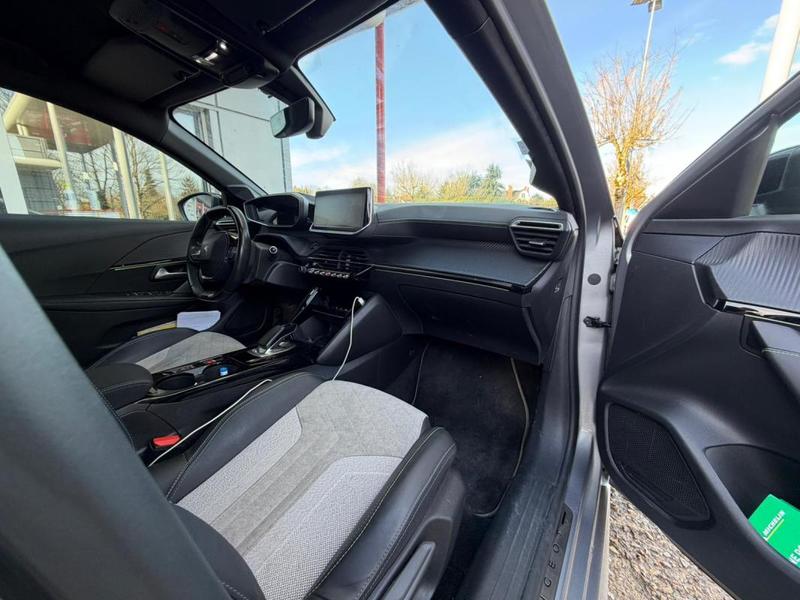 Peugeot 208 Electrique 50 Kwh 136 Ch Gt + Chargeur 11 Kw Premiere Main Garantie 6 Mois / Reprise Possible