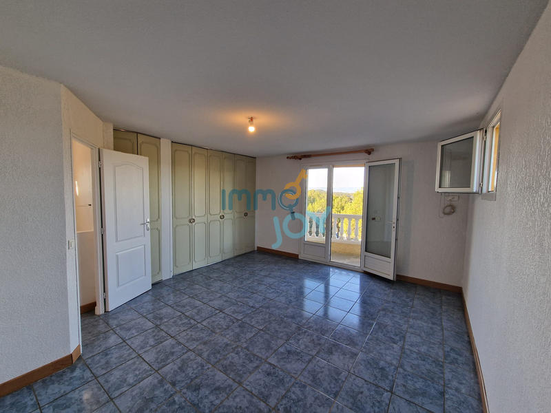 Villa - 204 m² - 6 pièces