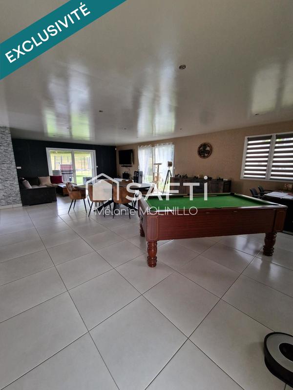 Maison - 155 m² - 10 pièces