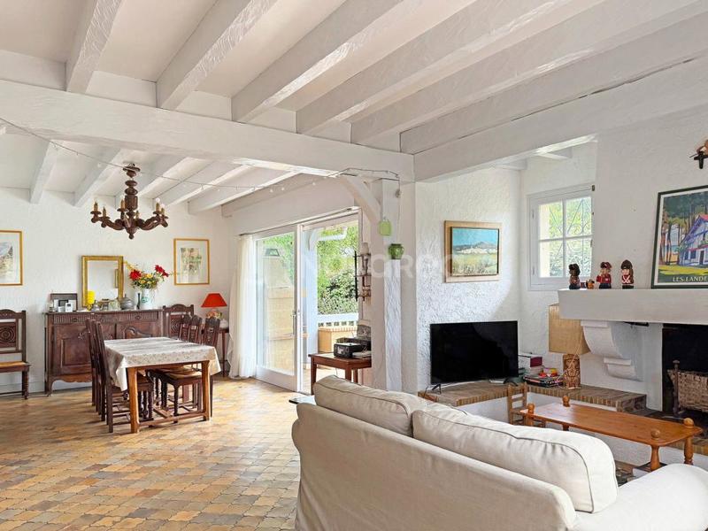 Maison - 169 m² - 7 pièces