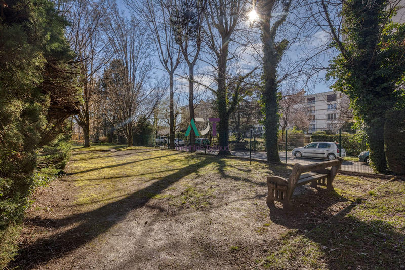 Appartement - 96 m² - 4 pièces