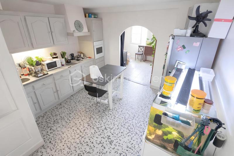 Immeuble - 264 m² - 17 pièces