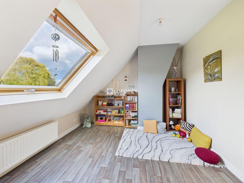 Maison traditionnelle - 165 m² - 6 pièces