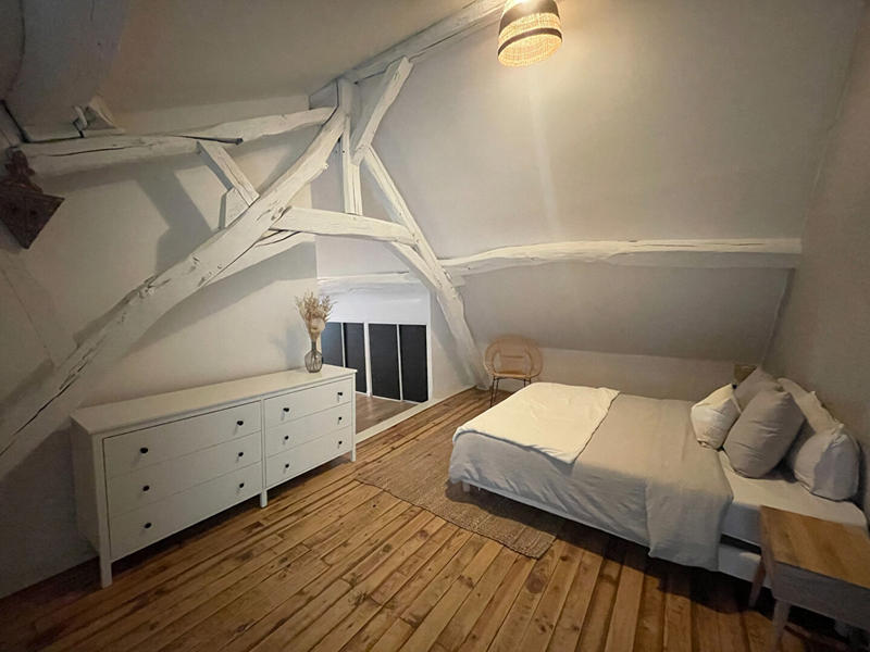 Maison - 237 m² - 7 pièces