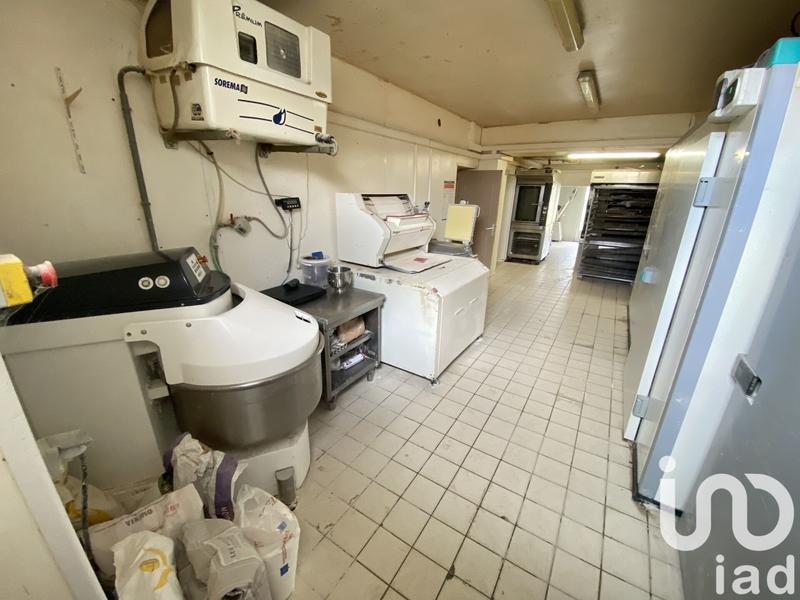 Maison - 215 m² - 9 pièces