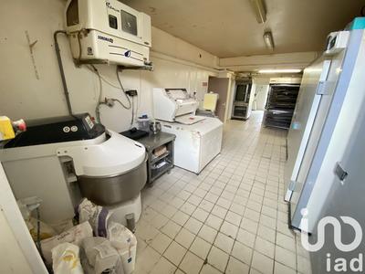 Maison - 215 m² - 9 pièces