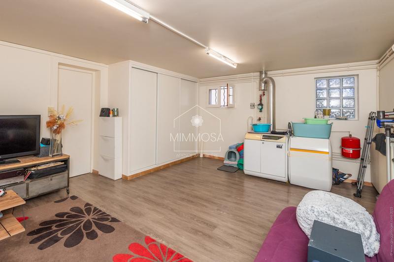 Maison - 170 m² - 7 pièces