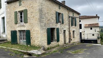 Maison de village - 100 m² - 3 pièces