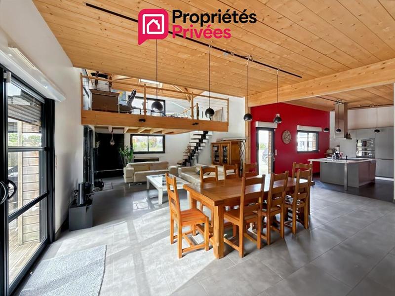 Maison - 146 m² - 5 pièces