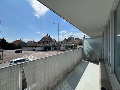 Appartement - 74 m² - 3 pièces