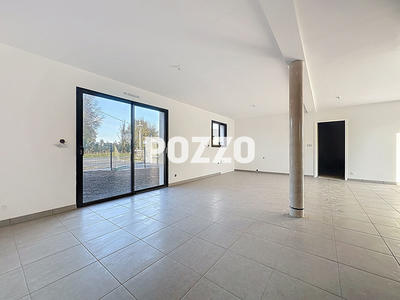 Maison - 136 m² - 6 pièces