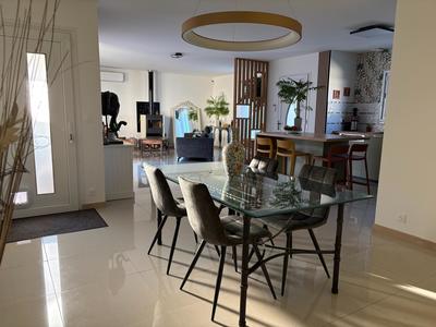 Maison - 114 m² - 4 pièces