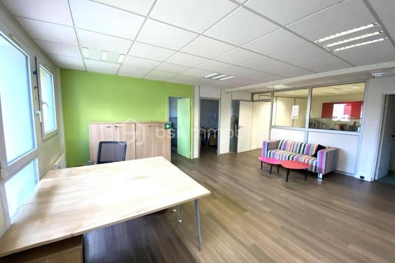 Bureau - 85 m² - 4 pièces