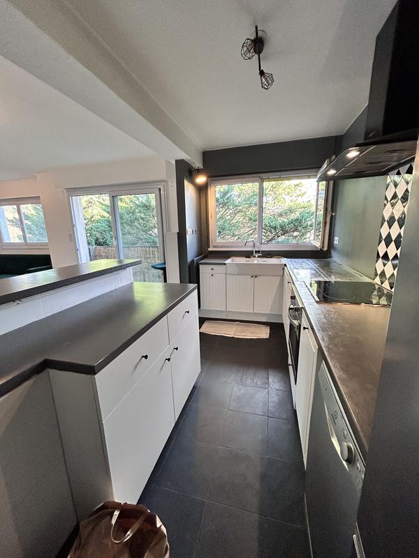 Appartement - 76 m² - 3 pièces