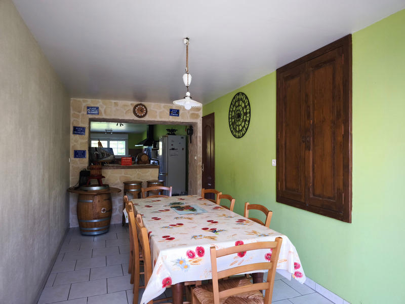 Maison - 200 m² - 7 pièces