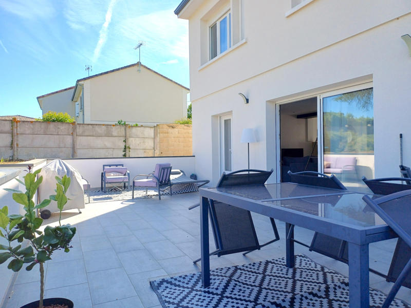 Maison - 138 m² - 6 pièces