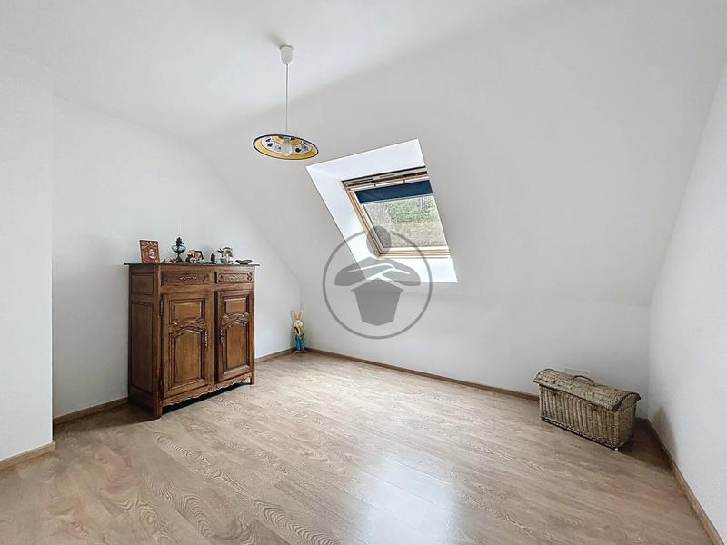 Maison - 163 m² - 8 pièces