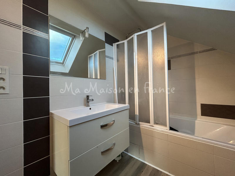 Maison - 110 m² - 6 pièces