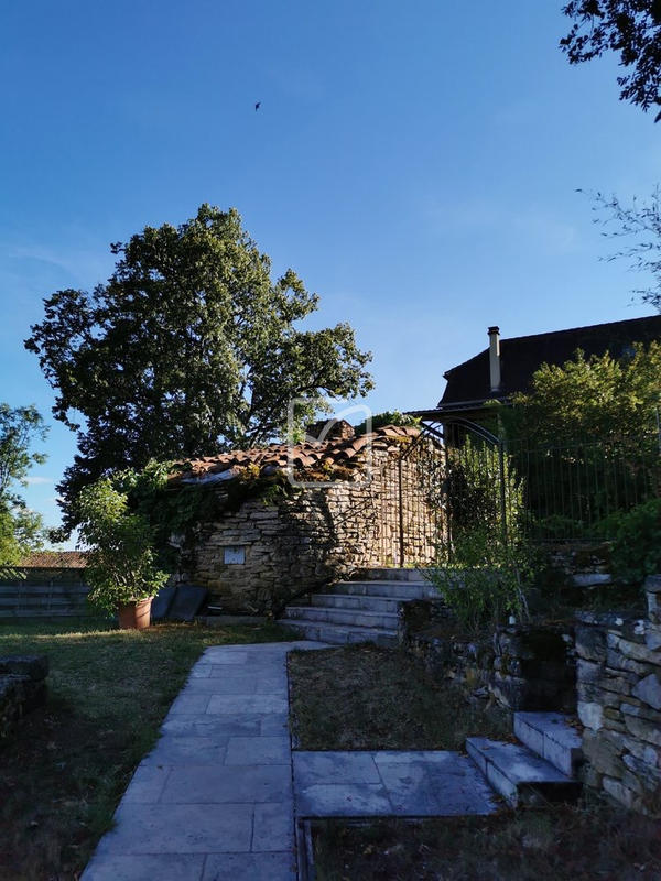 Maison - 504 m² - 17 pièces