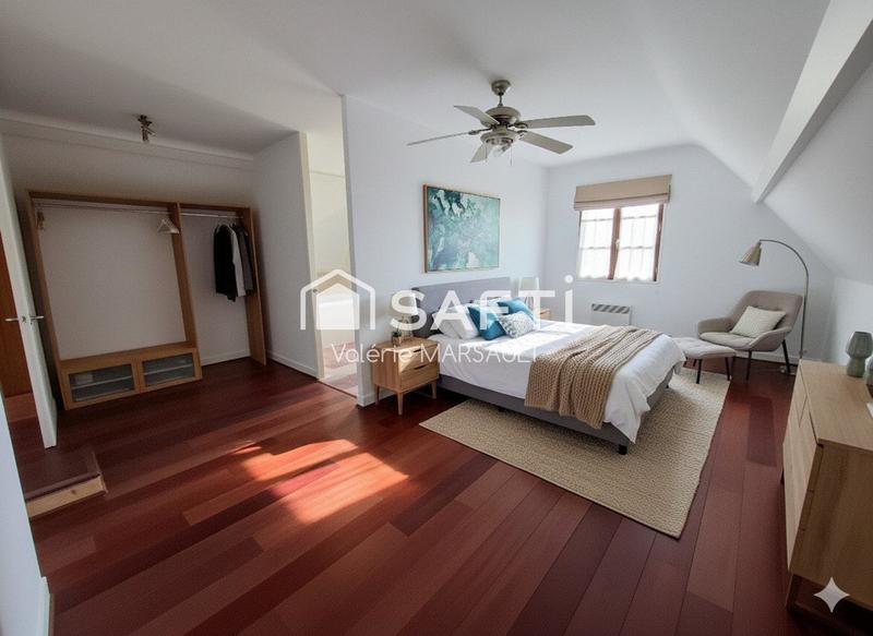 Maison - 204 m² - 9 pièces