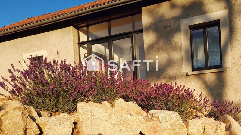 Maison - 316 m² - 11 pièces