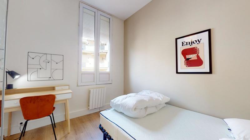 Appartement - 127 m² - 7 pièces