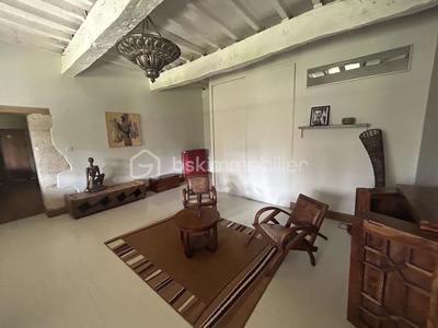 Moulin - 897 m² - 16 pièces