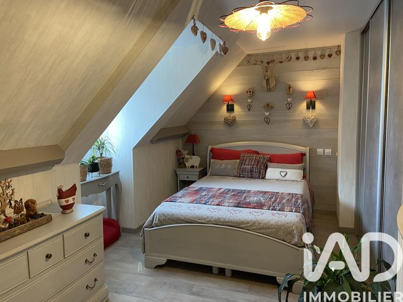 Maison - 98 m² - 5 pièces