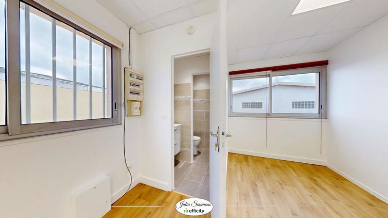 Bureau - 58 m² - 4 pièces