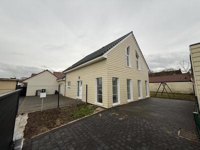 Pavillon - 153 m² - 8 pièces