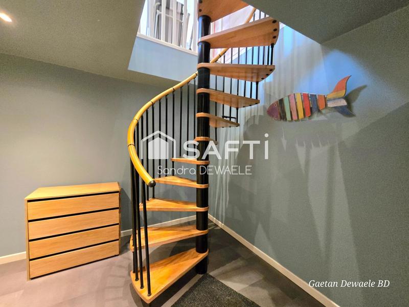 Appartement - 90 m² - 5 pièces