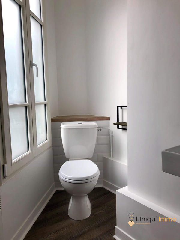 Appartement - 60 m² - 2 pièces