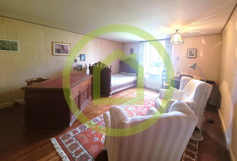 Maison - 182 m² - 6 pièces