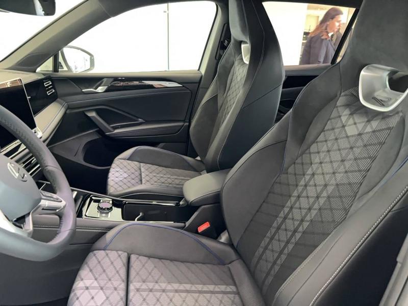 Volkswagen Tiguan 1.5 eHybrid 204ch Dsg6 R-Line