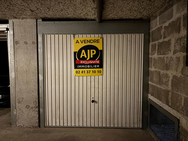 Parking - 14 m²