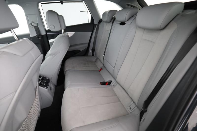Audi A4 Avant 35 Tfsi Avus s tronic 7 150 ch