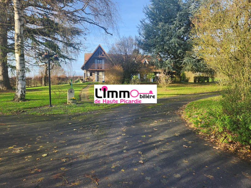 Maison - 265 m² - 8 pièces