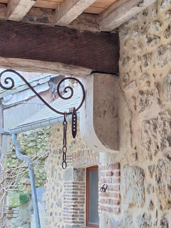 Maison ancienne - 165 m² - 8 pièces