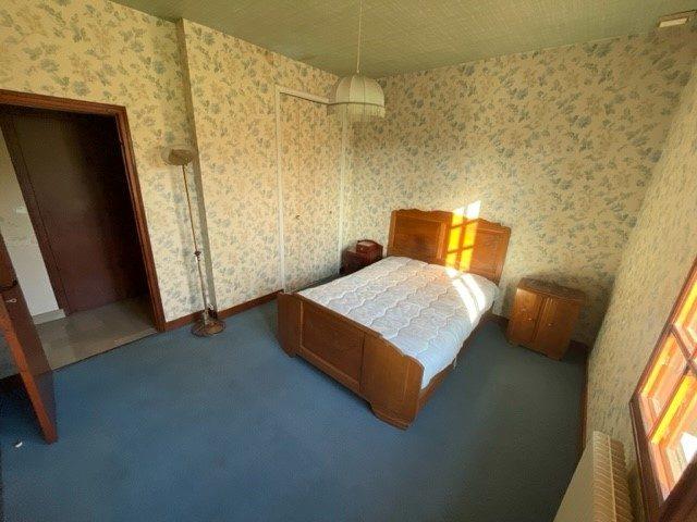 Maison traditionnelle - 185 m² - 8 pièces