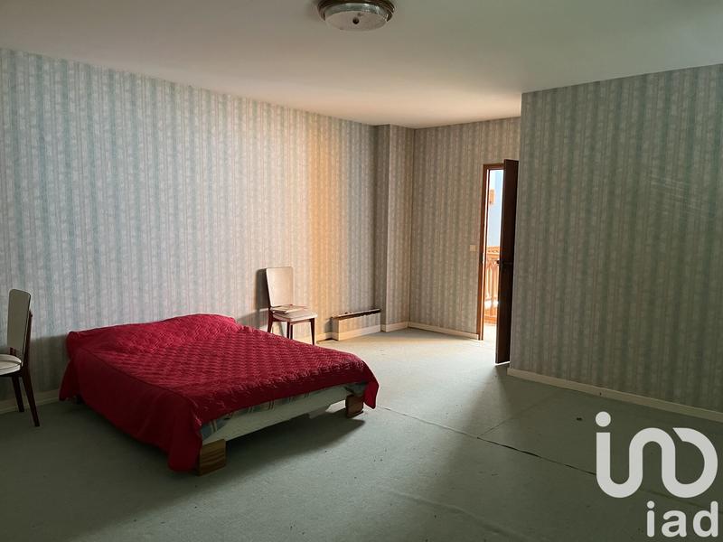 Maison - 278 m² - 7 pièces