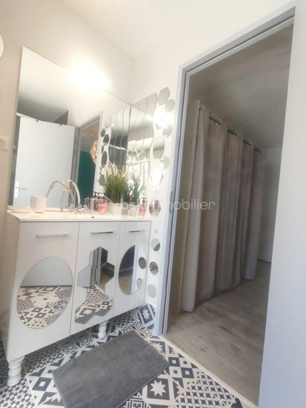 Appartement - 60 m² - 2 pièces