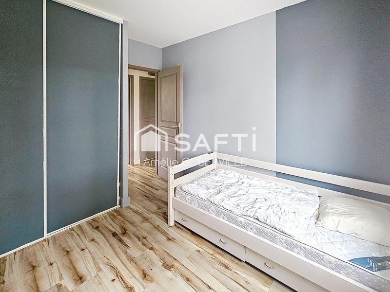 Maison - 180 m² - 7 pièces