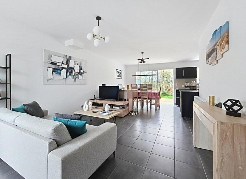 Maison - 90 m² - 4 pièces